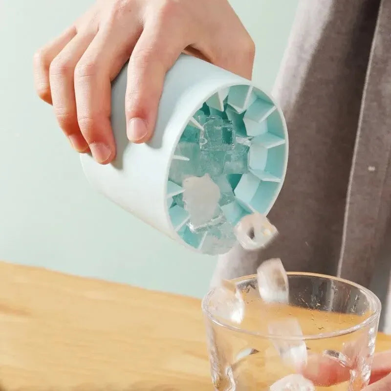 🧊 Molde de Silicona para Hielo | Cubetera Redonda con Tapa