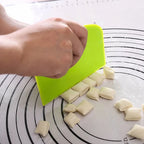 Espátula y raspador para repostería.