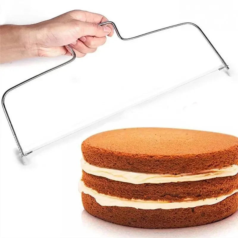 Cortador y nivelador ajustable para pasteles.