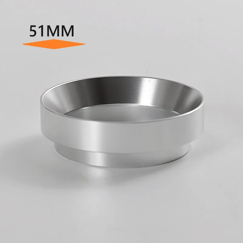 Anillo dosificador magnético para café expreso.