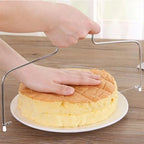 Cortador y nivelador ajustable para pasteles.